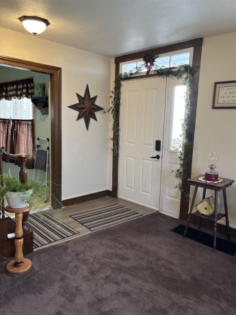 2077 Browns Mill Road, FREEPORT, Illinois 61032, 3 Bedrooms Bedrooms, ,2 BathroomsBathrooms,House,For Sale,Browns Mill Road,202501183