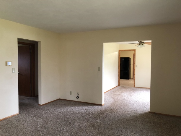 5543 US RTE 20 W, FREEPORT, Illinois 61032, 3 Bedrooms Bedrooms, ,2 BathroomsBathrooms,House,For Sale,US RTE 20 W,202501223