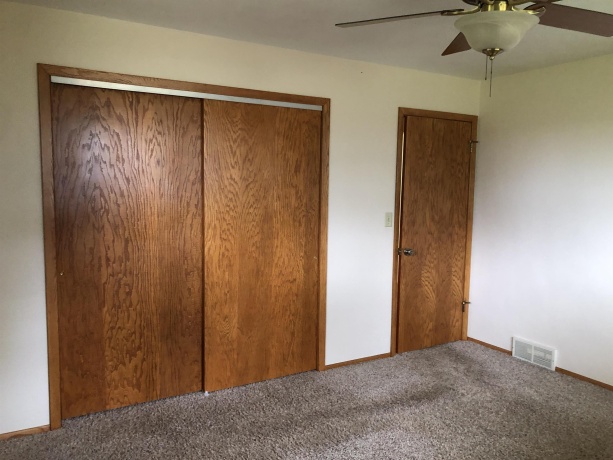 5543 US RTE 20 W, FREEPORT, Illinois 61032, 3 Bedrooms Bedrooms, ,2 BathroomsBathrooms,House,For Sale,US RTE 20 W,202501223