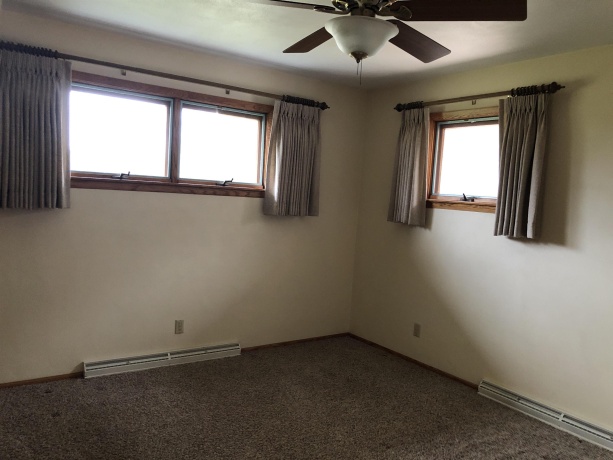 5543 US RTE 20 W, FREEPORT, Illinois 61032, 3 Bedrooms Bedrooms, ,2 BathroomsBathrooms,House,For Sale,US RTE 20 W,202501223