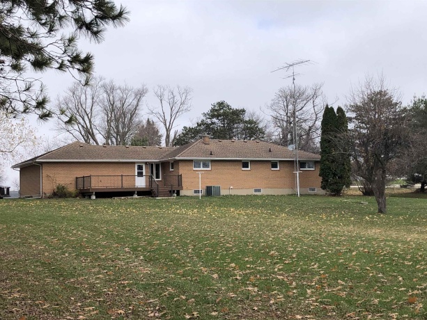 5543 US RTE 20 W, FREEPORT, Illinois 61032, 3 Bedrooms Bedrooms, ,2 BathroomsBathrooms,House,For Sale,US RTE 20 W,202501223
