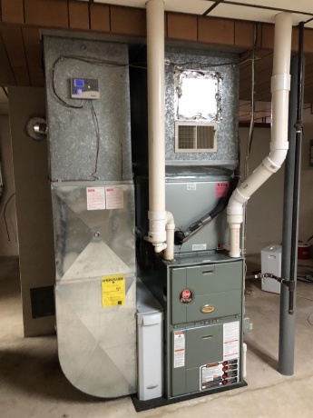 5543 US RTE 20 W, FREEPORT, Illinois 61032, 3 Bedrooms Bedrooms, ,2 BathroomsBathrooms,House,For Sale,US RTE 20 W,202501223