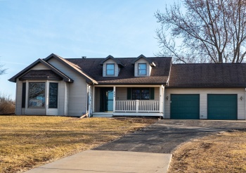 609 Gear, GALENA, Illinois 61036, 3 Bedrooms Bedrooms, ,3 BathroomsBathrooms,House,For Sale,Gear,202501253