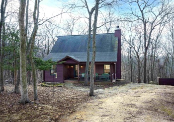 2 Cayuga, GALENA, Illinois 61036, 3 Bedrooms Bedrooms, ,3 BathroomsBathrooms,House,For Sale,Cayuga,202501375
