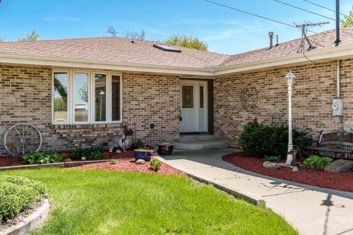 8465 Mulford, ROCKFORD, Illinois 61109, 4 Bedrooms Bedrooms, ,3 BathroomsBathrooms,House,For Sale,Mulford,202501382