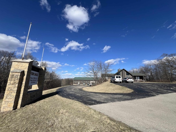 5140 Highway 20 West, GALENA, Illinois 61036, 3 Bedrooms Bedrooms, ,3 BathroomsBathrooms,House,For Sale,Highway 20 West,202501397