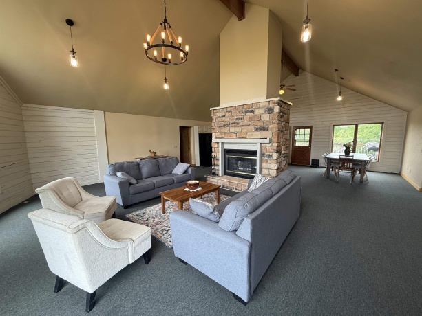 5140 Highway 20 West, GALENA, Illinois 61036, 3 Bedrooms Bedrooms, ,3 BathroomsBathrooms,House,For Sale,Highway 20 West,202501397