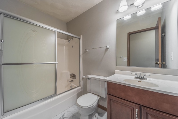 602 Kiwanis, FREEPORT, Illinois 61032, 2 Bedrooms Bedrooms, ,1 BathroomBathrooms,Condominium,For Sale,Kiwanis,202501467
