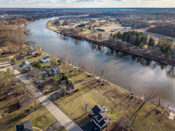 99xx Queen Oaks, MACHESNEY PARK, Illinois 61115, ,Land,For Sale,Queen Oaks,202501518