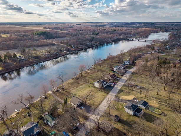 99xx Queen Oaks, MACHESNEY PARK, Illinois 61115, ,Land,For Sale,Queen Oaks,202501518