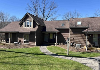 102 Walnut Hill, GALENA, Illinois 61036, 1 Bedroom Bedrooms, ,2 BathroomsBathrooms,Condominium,For Sale,Walnut Hill,202501678