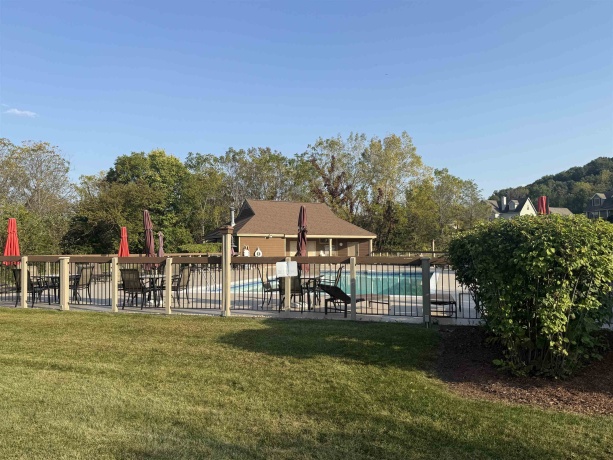 102 Walnut Hill, GALENA, Illinois 61036, 1 Bedroom Bedrooms, ,2 BathroomsBathrooms,Condominium,For Sale,Walnut Hill,202501678