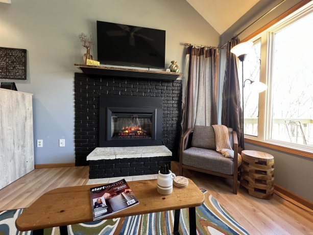 102 Walnut Hill, GALENA, Illinois 61036, 1 Bedroom Bedrooms, ,2 BathroomsBathrooms,Condominium,For Sale,Walnut Hill,202501678