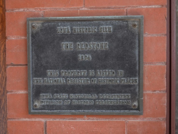 504 Bluff, DUBUQUE, Iowa 52001, ,Commercial,For Sale,Bluff,202501696