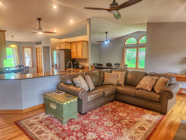 21-50 Marina, LAKE CARROLL, Illinois 61046, 5 Bedrooms Bedrooms, ,4 BathroomsBathrooms,House,For Sale,Marina,202501718