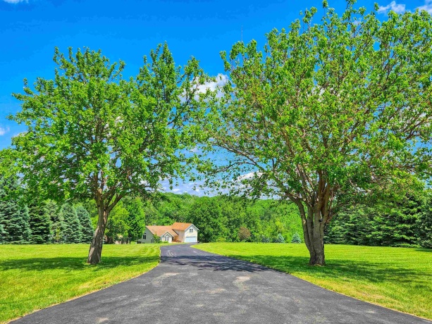 21-50 Marina, LAKE CARROLL, Illinois 61046, 5 Bedrooms Bedrooms, ,4 BathroomsBathrooms,House,For Sale,Marina,202501718