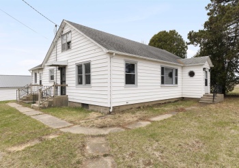 5292 Simpson, ROCKFORD, Illinois 61102, 5 Bedrooms Bedrooms, ,1 BathroomBathrooms,House,For Sale,Simpson,202501728
