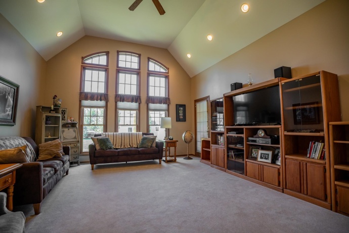 3402 Paw Paw, PAW PAW, Illinois 61353, 4 Bedrooms Bedrooms, ,3 BathroomsBathrooms,House,For Sale,Paw Paw,202501781