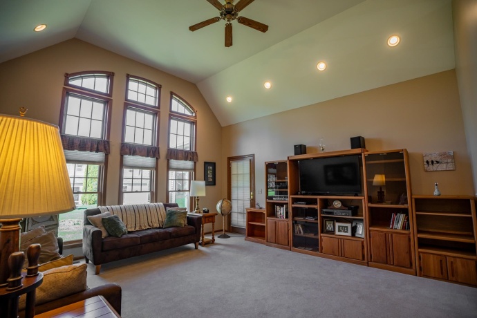 3402 Paw Paw, PAW PAW, Illinois 61353, 4 Bedrooms Bedrooms, ,3 BathroomsBathrooms,House,For Sale,Paw Paw,202501781