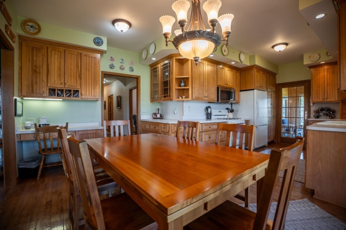 3402 Paw Paw, PAW PAW, Illinois 61353, 4 Bedrooms Bedrooms, ,3 BathroomsBathrooms,House,For Sale,Paw Paw,202501781