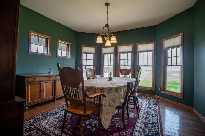 3402 Paw Paw, PAW PAW, Illinois 61353, 4 Bedrooms Bedrooms, ,3 BathroomsBathrooms,House,For Sale,Paw Paw,202501781