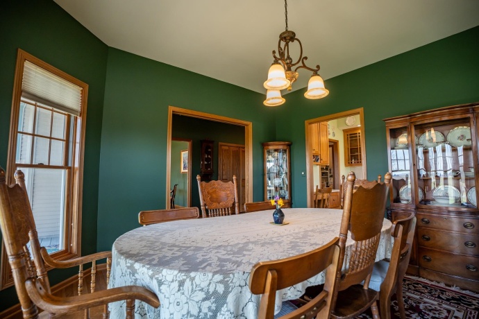 3402 Paw Paw, PAW PAW, Illinois 61353, 4 Bedrooms Bedrooms, ,3 BathroomsBathrooms,House,For Sale,Paw Paw,202501781