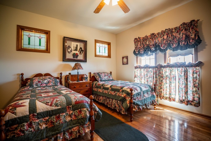 3402 Paw Paw, PAW PAW, Illinois 61353, 4 Bedrooms Bedrooms, ,3 BathroomsBathrooms,House,For Sale,Paw Paw,202501781