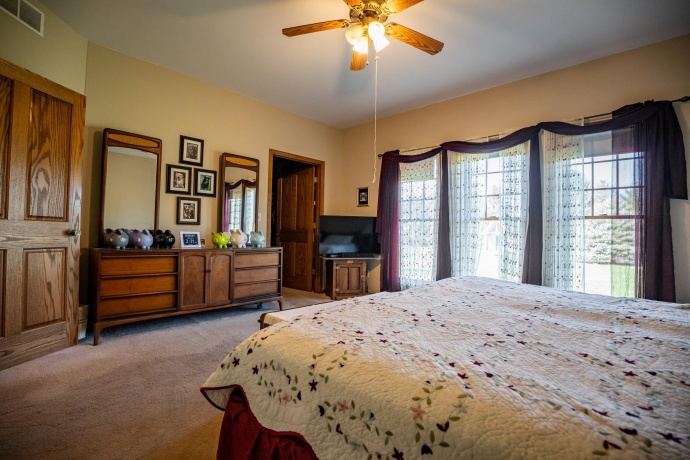 3402 Paw Paw, PAW PAW, Illinois 61353, 4 Bedrooms Bedrooms, ,3 BathroomsBathrooms,House,For Sale,Paw Paw,202501781