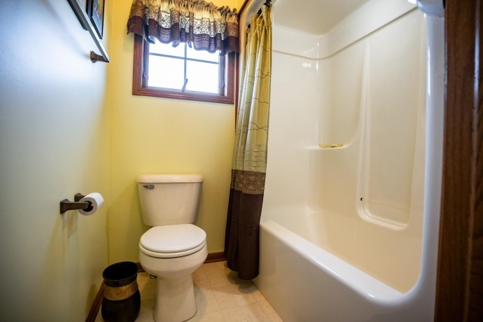 3402 Paw Paw, PAW PAW, Illinois 61353, 4 Bedrooms Bedrooms, ,3 BathroomsBathrooms,House,For Sale,Paw Paw,202501781