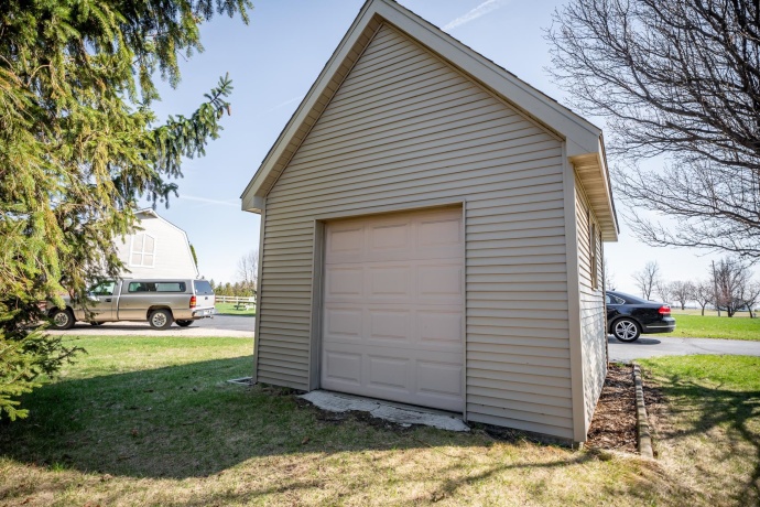 3402 Paw Paw, PAW PAW, Illinois 61353, 4 Bedrooms Bedrooms, ,3 BathroomsBathrooms,House,For Sale,Paw Paw,202501781