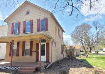 310 5th, OREGON, Illinois 61061, 2 Bedrooms Bedrooms, ,1 BathroomBathrooms,House,For Sale,5th,202501795