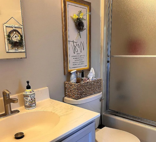 6 Settler, GALENA, Illinois 61036, 2 Bedrooms Bedrooms, ,2 BathroomsBathrooms,Condominium,For Sale,Settler,202501813