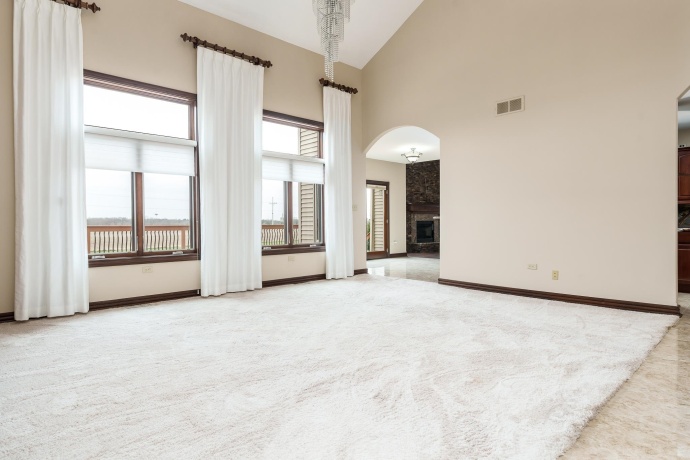 9259 Hayrack, STILLMAN VALLEY, Illinois 61084, 6 Bedrooms Bedrooms, ,4 BathroomsBathrooms,House,For Sale,Hayrack,202501833