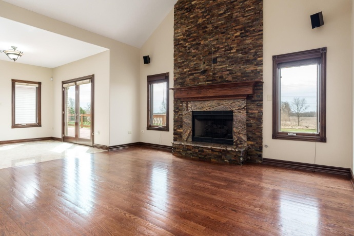 9259 Hayrack, STILLMAN VALLEY, Illinois 61084, 6 Bedrooms Bedrooms, ,4 BathroomsBathrooms,House,For Sale,Hayrack,202501833