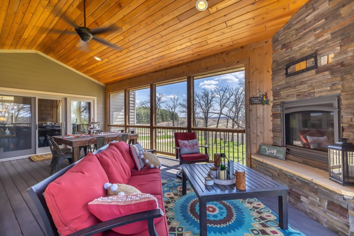 2968 Curtiss, STOCKTON, Illinois 61085, 5 Bedrooms Bedrooms, ,3 BathroomsBathrooms,House,For Sale,Curtiss,202501839