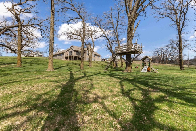 2968 Curtiss, STOCKTON, Illinois 61085, 5 Bedrooms Bedrooms, ,3 BathroomsBathrooms,House,For Sale,Curtiss,202501839