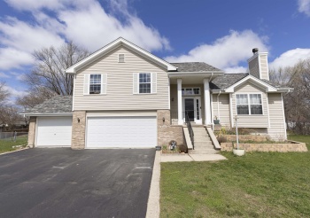 5512 Downing, ROSCOE, Illinois 61073, 5 Bedrooms Bedrooms, ,3 BathroomsBathrooms,House,For Sale,Downing,202501841