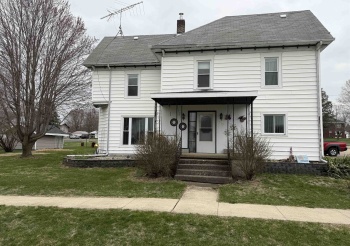 303 Stanton, DAVIS, Illinois 61019, 4 Bedrooms Bedrooms, ,2 BathroomsBathrooms,House,For Sale,Stanton,202501907