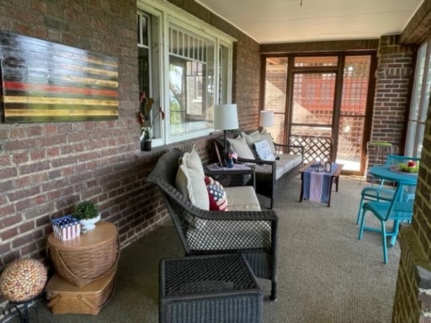 318 4th, SAVANNA, Illinois 61074, 3 Bedrooms Bedrooms, ,1 BathroomBathrooms,House,For Sale,4th,202501918