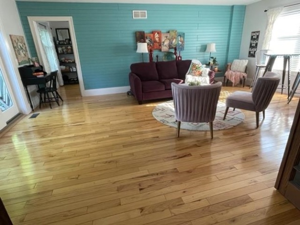 318 4th, SAVANNA, Illinois 61074, 3 Bedrooms Bedrooms, ,1 BathroomBathrooms,House,For Sale,4th,202501918