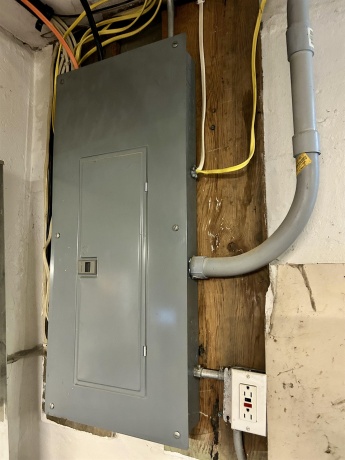 318 4th, SAVANNA, Illinois 61074, 3 Bedrooms Bedrooms, ,1 BathroomBathrooms,House,For Sale,4th,202501918