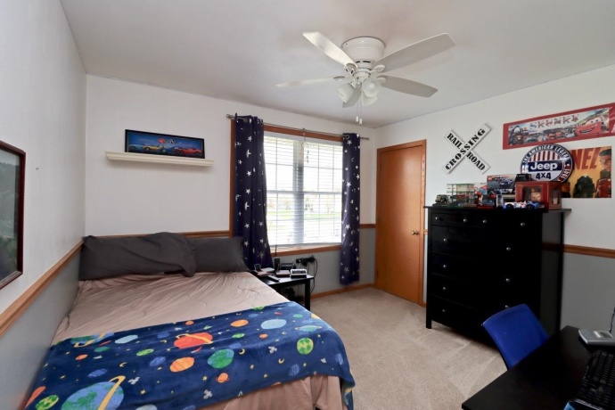 4829 Pine Al, MACHESNEY PARK, Illinois 61115, 4 Bedrooms Bedrooms, ,2 BathroomsBathrooms,House,For Sale,Pine Al,202502009