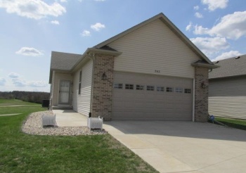562 Rye Ridge, FREEPORT, Illinois 61032, 3 Bedrooms Bedrooms, ,3 BathroomsBathrooms,Condominium,For Sale,Rye Ridge,202502030