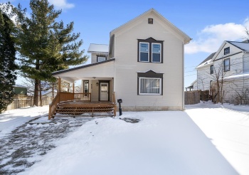 639 Elk, FREEPORT, Illinois 61032, 4 Bedrooms Bedrooms, ,2 BathroomsBathrooms,House,For Sale,Elk,202500703