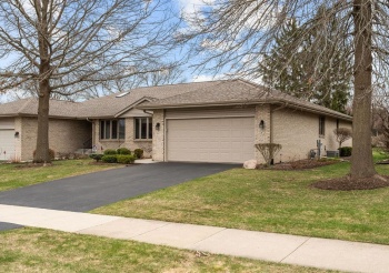 7187 WEATHERED OAK, ROCKFORD, Illinois 61107, 2 Bedrooms Bedrooms, ,3 BathroomsBathrooms,Condominium,For Sale,WEATHERED OAK,202501890