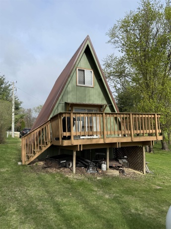 10 Galena Oak, ELIZABETH, Illinois 61028, 2 Bedrooms Bedrooms, ,1 BathroomBathrooms,House,For Sale,Galena Oak,202502116