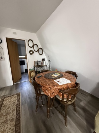 10 Galena Oak, ELIZABETH, Illinois 61028, 2 Bedrooms Bedrooms, ,1 BathroomBathrooms,House,For Sale,Galena Oak,202502116