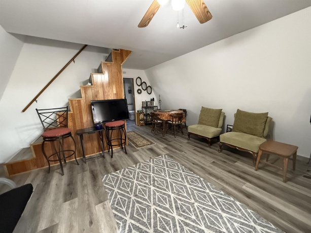 10 Galena Oak, ELIZABETH, Illinois 61028, 2 Bedrooms Bedrooms, ,1 BathroomBathrooms,House,For Sale,Galena Oak,202502116