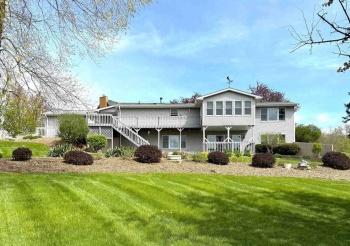 25-14 Country Hill, LAKE CARROLL, Illinois 61046, 4 Bedrooms Bedrooms, ,3 BathroomsBathrooms,House,For Sale,Country Hill,202502133