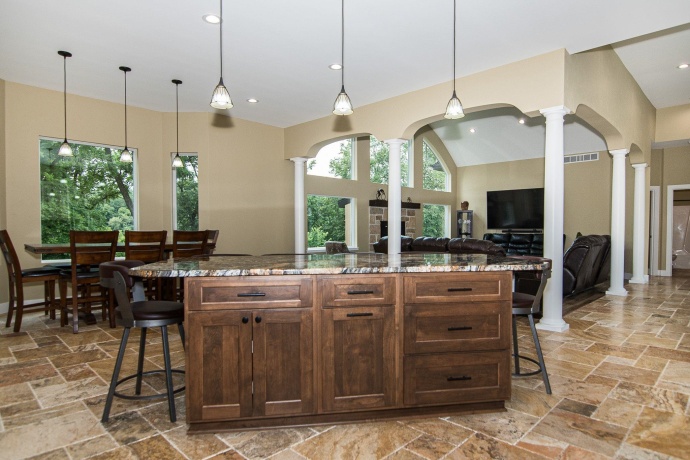 1735 Creek Wood, DUBUQUE, Iowa 52003, 5 Bedrooms Bedrooms, ,5 BathroomsBathrooms,House,For Sale,Creek Wood,202502159